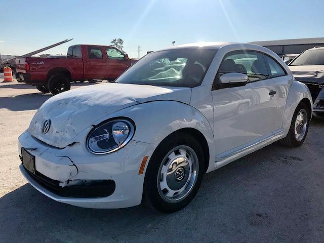 3VWF17AT8FM654580 - 2015 VOLKSWAGEN BEETLE 1.8 WHITE photo 2