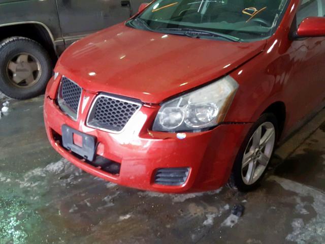 5Y2SP67009Z462838 - 2009 PONTIAC VIBE RED photo 9