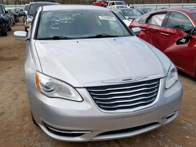 1C3CCBAB3CN318223 - 2012 CHRYSLER 200 LX SILVER photo 9