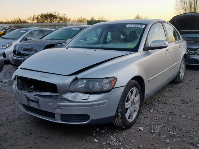 YV1MS390872292876 - 2007 VOLVO S40 2.4I SILVER photo 2