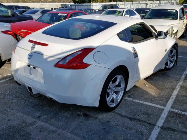 JN1AZ4EHXBM553303 - 2011 NISSAN 370Z BASE WHITE photo 4