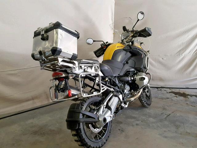WB1048005BZX65963 - 2011 BMW R1200 GS A YELLOW photo 4