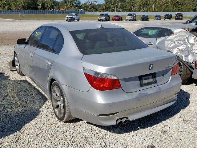 WBANB33504B087530 - 2004 BMW 545 I SILVER photo 3