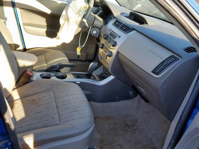 1FAHP3FNXBW136399 - 2011 FORD FOCUS SE Көк фото 5