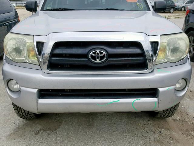 3TMJU62N48M051790 - 2008 TOYOTA TACOMA DOU SILVER photo 9