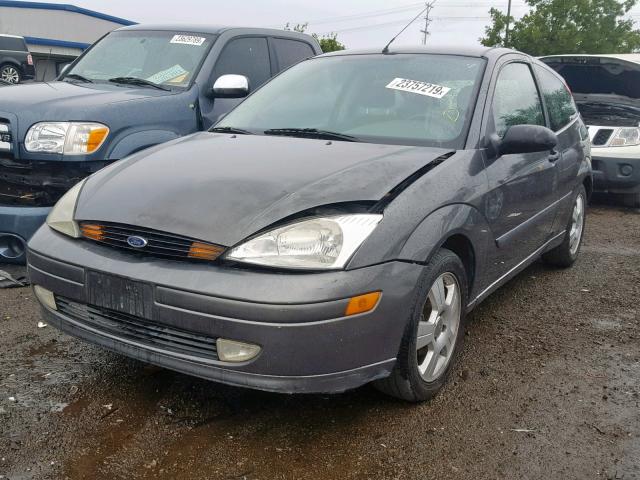 3FAFP31ZX3R145688 - 2003 FORD FOCUS ZX3 GRAY photo 2