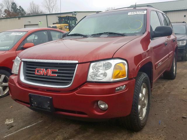 1GKDT13S052307941 - 2005 GMC ENVOY RED photo 2