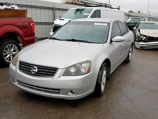 1N4BL11D95N454013 - 2005 NISSAN ALTIMA SE SILVER photo 2