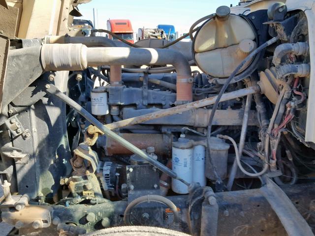 1M2P267Y6XM042887 - 1999 MACK 600 RD600 WHITE photo 7