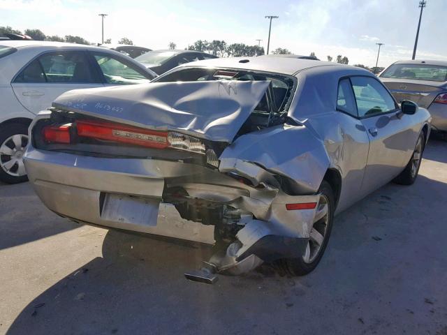 2C3CDYAG5DH728978 - 2013 DODGE CHALLENGER GRAY photo 4