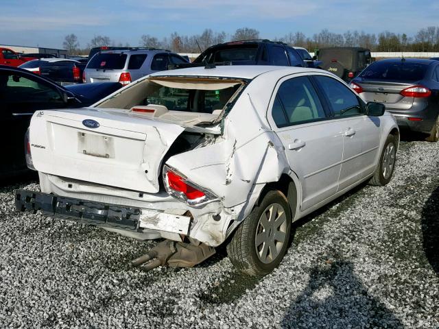 3FAHP06Z77R232468 - 2007 FORD FUSION S WHITE photo 4