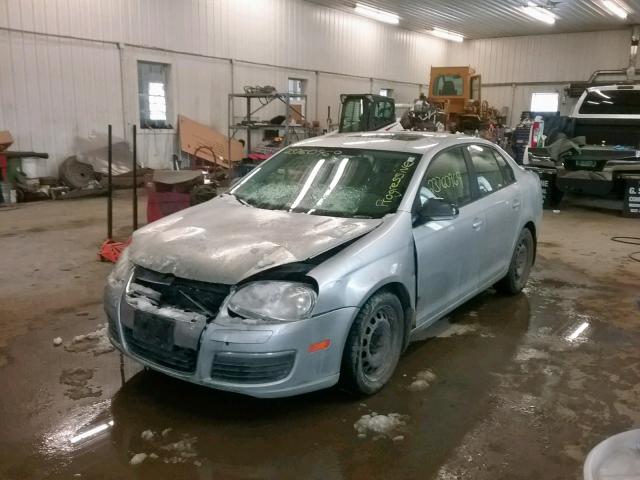 3VWHG71K77M011203 - 2007 VOLKSWAGEN JETTA 2.5 SILVER photo 2