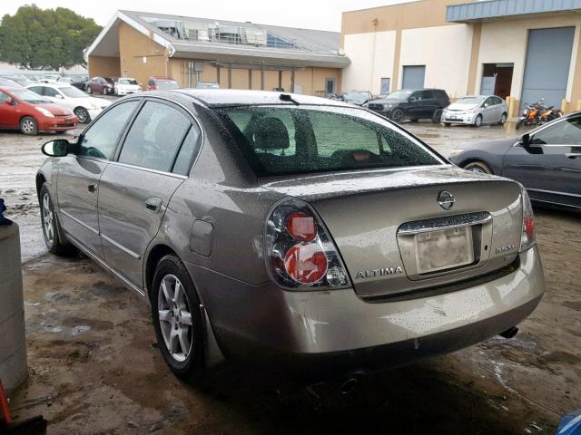 1N4BL11D15N445032 - 2005 NISSAN ALTIMA SE GRAY photo 3