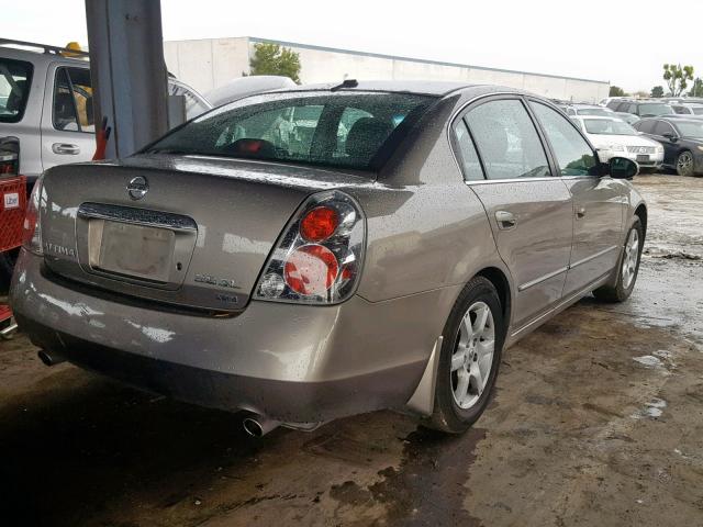 1N4BL11D15N445032 - 2005 NISSAN ALTIMA SE GRAY photo 4