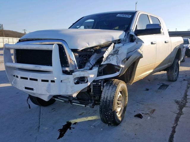 3D7UT2HL7BG531090 - 2011 DODGE RAM 2500 WHITE photo 2