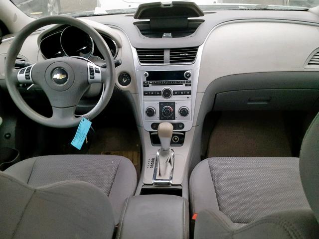 1G1ZC5E13BF139111 - 2011 CHEVROLET MALIBU 1LT WHITE photo 9