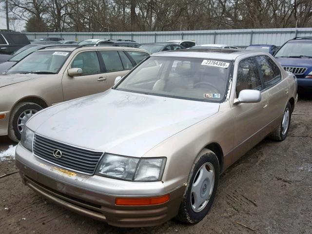 JT8BH28F5V0090256 - 1997 LEXUS LS 400 GOLD photo 2