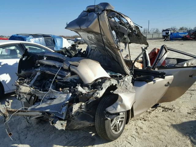 2T1KR32E13C068813 - 2003 TOYOTA MATRIX 金色 照片 2