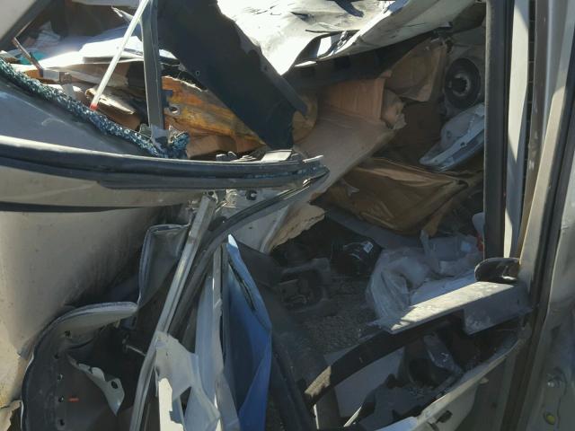 2T1KR32E13C068813 - 2003 TOYOTA MATRIX 金色 照片 6