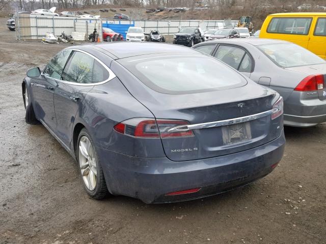 5YJSA1E14GF156258 - 2016 TESLA MODEL S GRAY photo 3