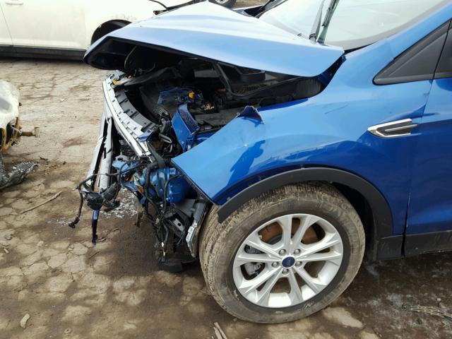 1FMCU9GD7HUC23862 - 2017 FORD ESCAPE SE BLUE photo 9