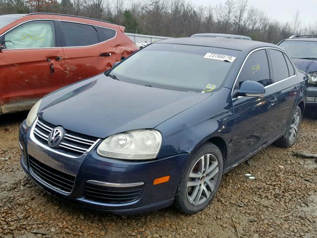 3VWRF71K66M703202 - 2006 VOLKSWAGEN JETTA 2.5 BLUE photo 2