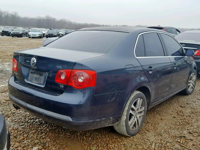 3VWRF71K66M703202 - 2006 VOLKSWAGEN JETTA 2.5 BLUE photo 4