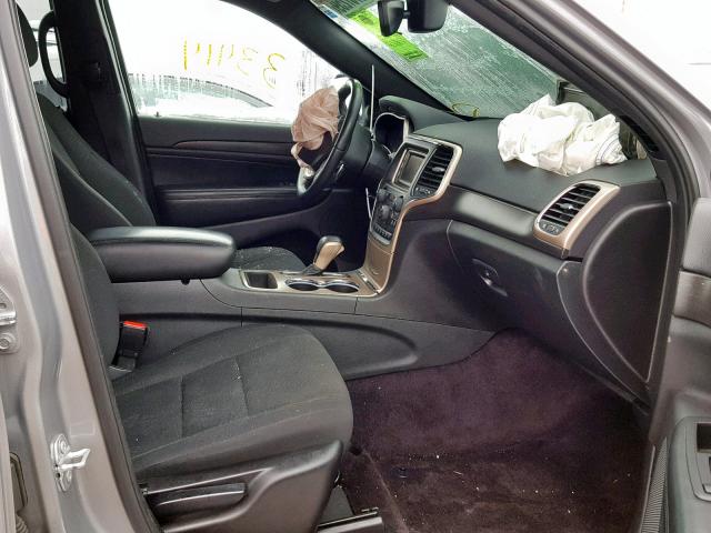 1C4RJFAG2HC684496 - 2017 JEEP GRAND CHER ვერცხლისფერი ფოტო 5