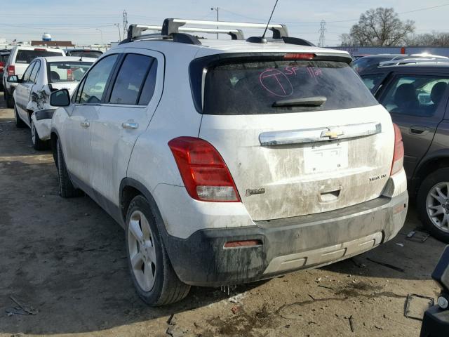 KL7CJNSBXFB119559 - 2015 CHEVROLET TRAX LTZ WHITE photo 3