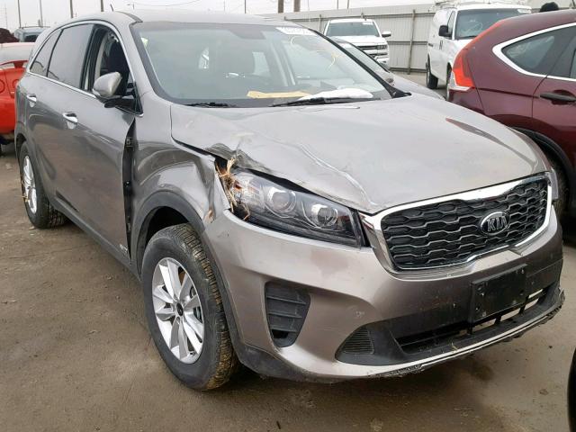 5XYPGDA54KG466622 - 2019 KIA SORENTO LX GRAY photo 1