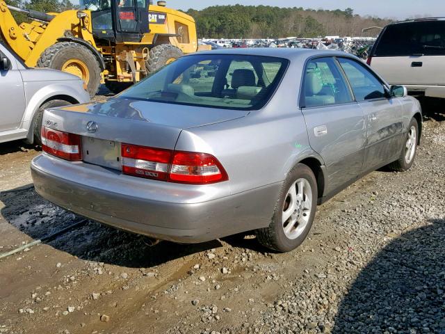 JT8BF28G315108958 - 2001 LEXUS ES 300 SILVER photo 4