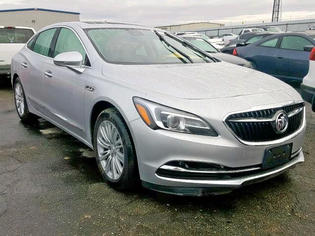 1G4ZR5SZ4JU133033 - 2018 BUICK LACROSSE P SILVER photo 1