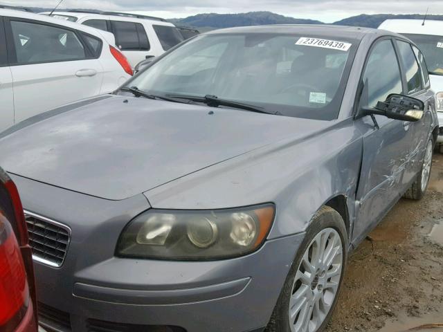 YV1MW390852061803 - 2005 VOLVO V50 2.4I GRAY photo 2