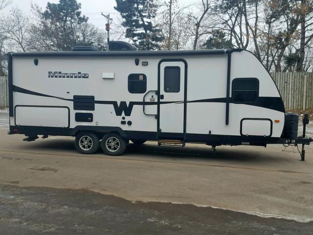 54CA11P20F1C10652 - 2015 WINNEBAGO MINNIE WHITE photo 1