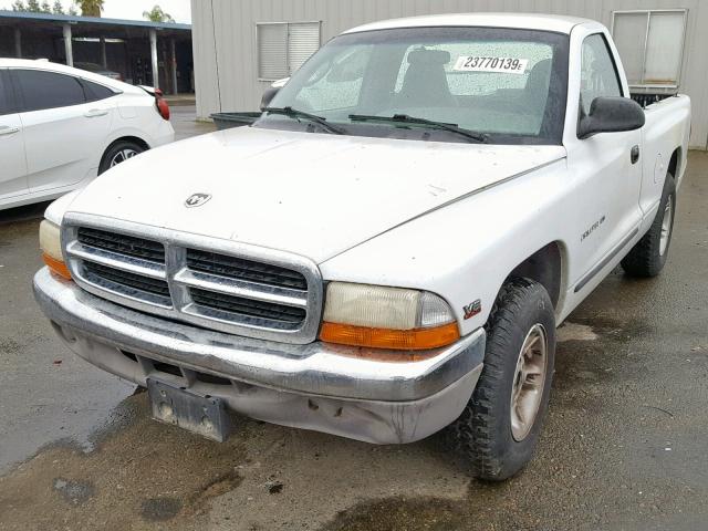 1B7FL26XXYS528985 - 2000 DODGE DAKOTA WHITE photo 2