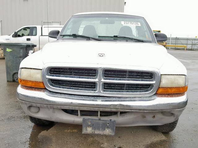 1B7FL26XXYS528985 - 2000 DODGE DAKOTA WHITE photo 9