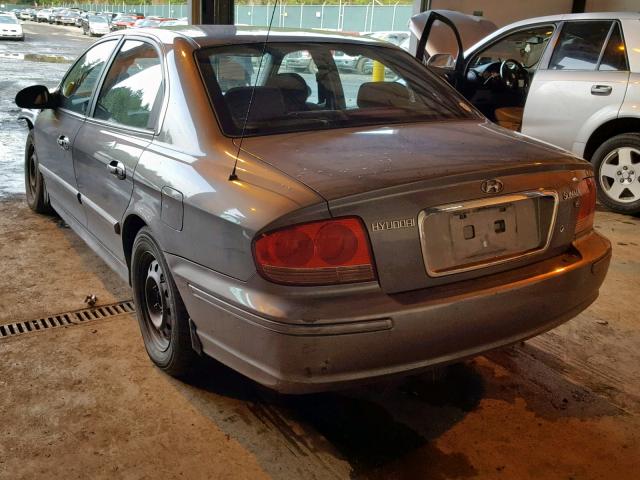 KMHWF25HX4A043999 - 2004 HYUNDAI SONATA GL GRAY photo 3