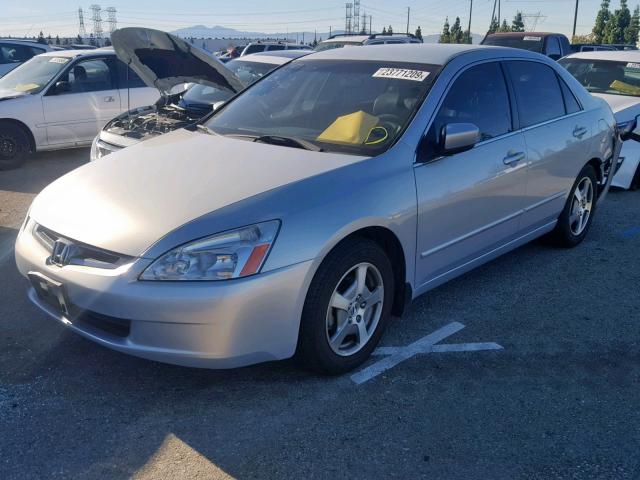 JHMCN36575C003937 - 2005 HONDA ACCORD HYB SILVER photo 2