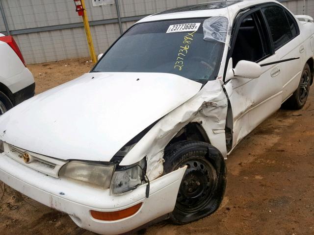 1NXBB02E9TZ490121 - 1996 TOYOTA COROLLA DX WHITE photo 9