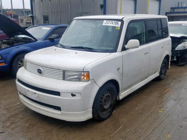 JTLKT324750198122 - 2005 TOYOTA SCION XB 白色 照片 2