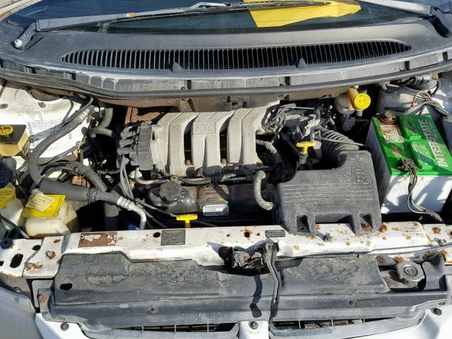 2B4GP25G0YR585933 - 2000 DODGE CARAVAN WHITE photo 7