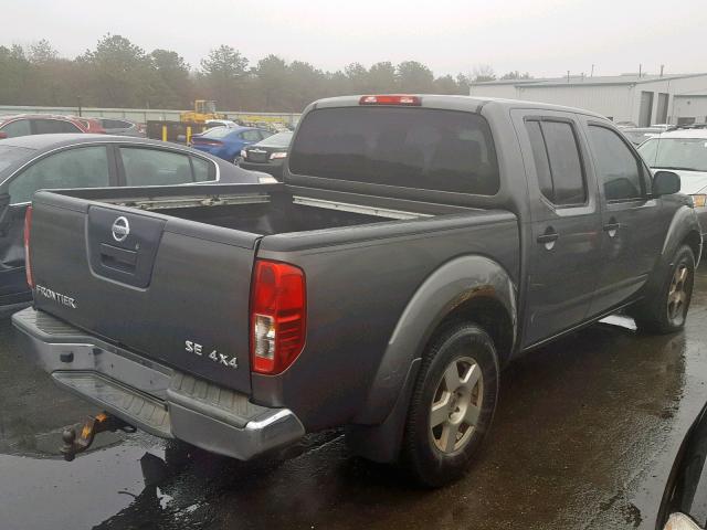 1N6AD07WX7C457472 - 2007 NISSAN FRONTIER C GRAY photo 4