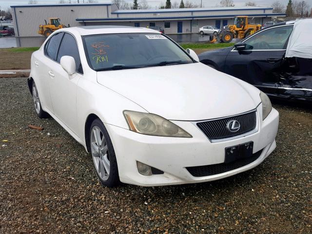 JTHBK262665000375 - 2006 LEXUS IS 250 WHITE photo 1