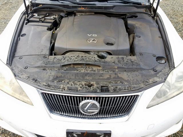 JTHBK262665000375 - 2006 LEXUS IS 250 WHITE photo 7