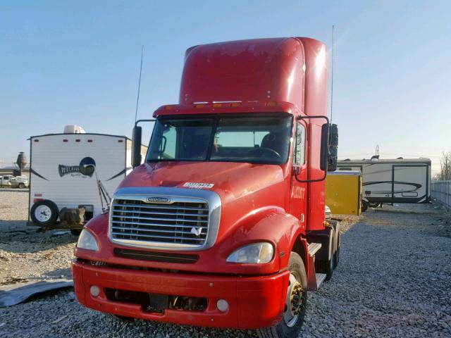 1FUJF0CV47LX21000 - 2007 FREIGHTLINER COLUMBIA 1 RED photo 2