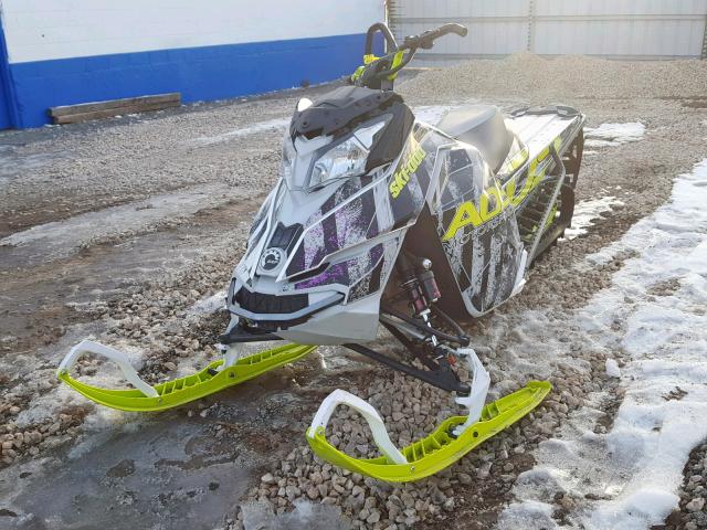 2BPSVCEA2EV000082 - 2014 BMBR SNOWMOBILE TWO TONE photo 2