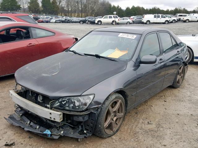 JTHBD182610019984 - 2001 LEXUS IS 300 GRAY photo 2