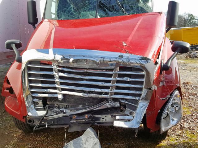 3AKJGLD53FSGC9178 - 2015 FREIGHTLINER CASCADIA 1 RED photo 7