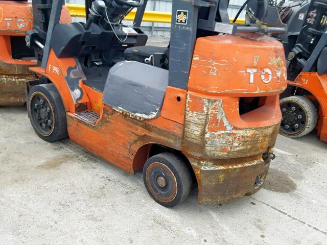 83678 - 2004 TOYOTA FORKLIFT TWO TONE photo 9