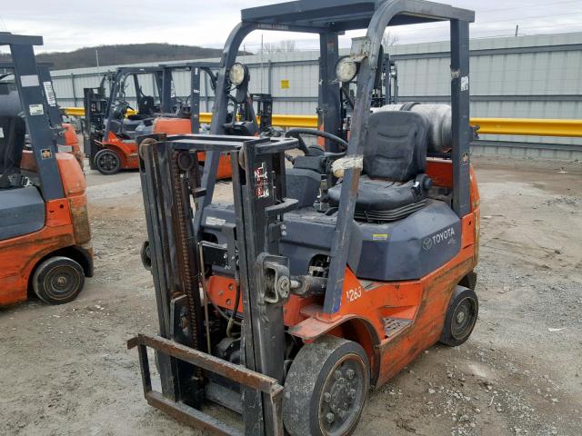 98242 - 2007 TOYOTA FORKLIFT TWO TONE photo 2